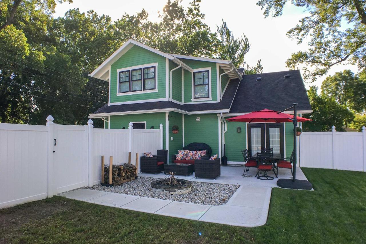 Renovated Craftsman House With Patio And Fire Pit! Villa Vevay Exterior photo